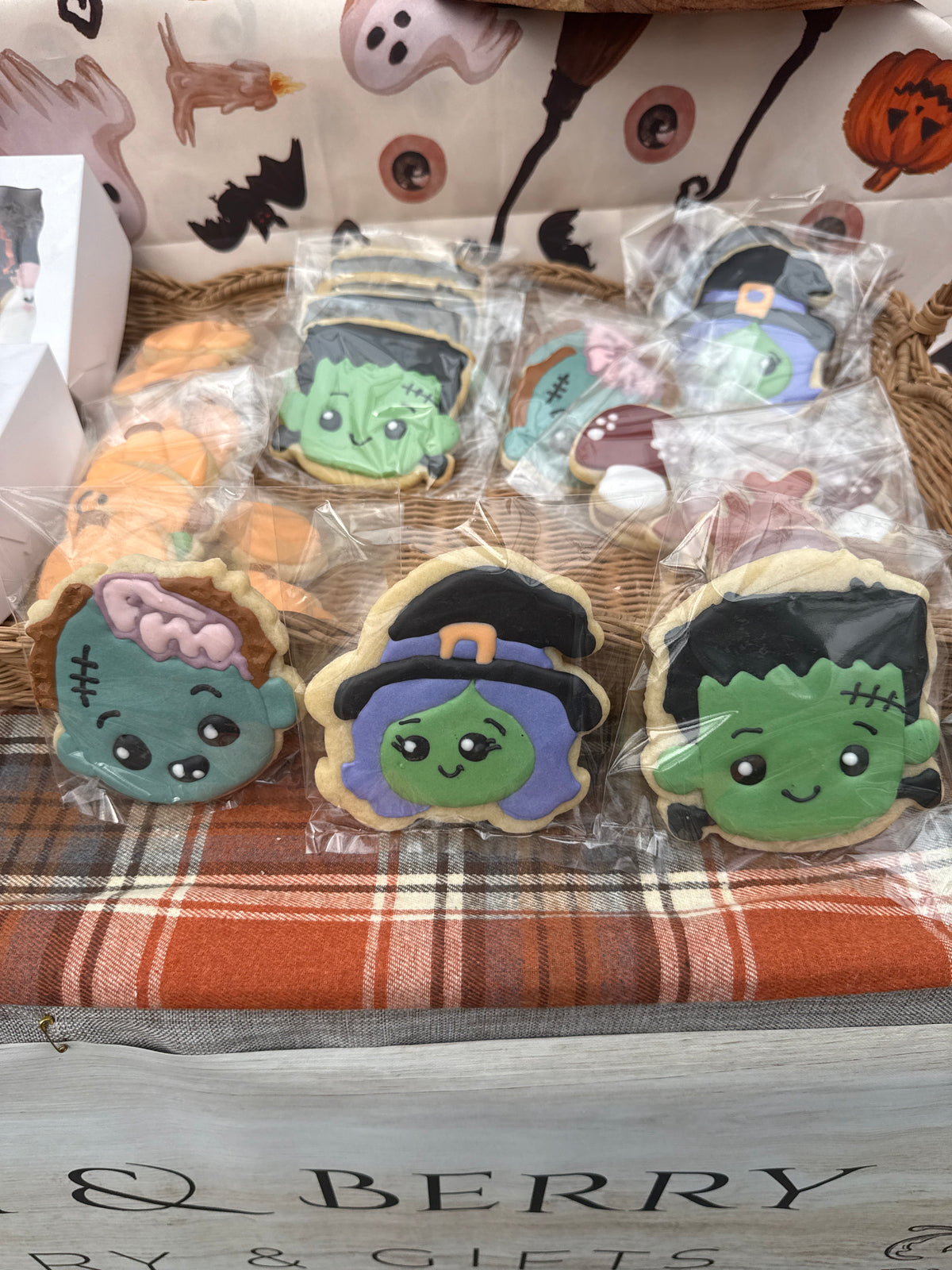 Sugar Cookie - Large Halloween