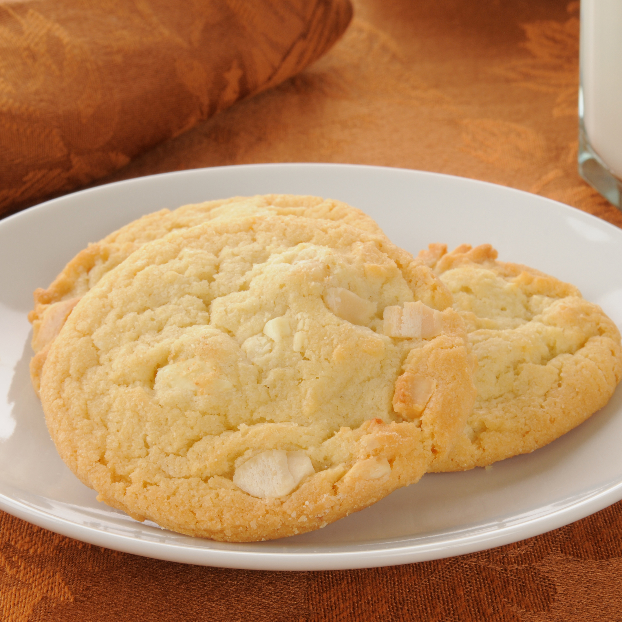 White Chocolate Macadamia Cookies (6-Pack) – Porch Pickup Only